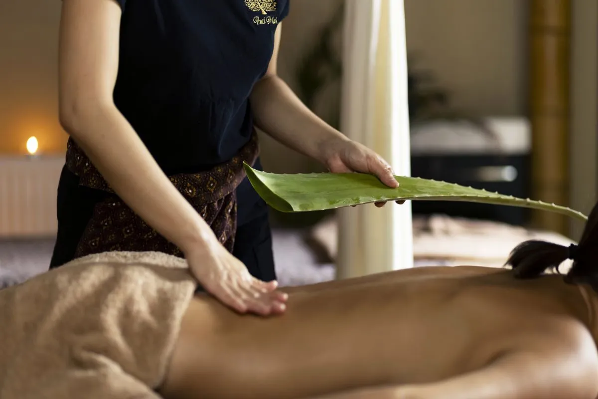 Aloe Vera Massage