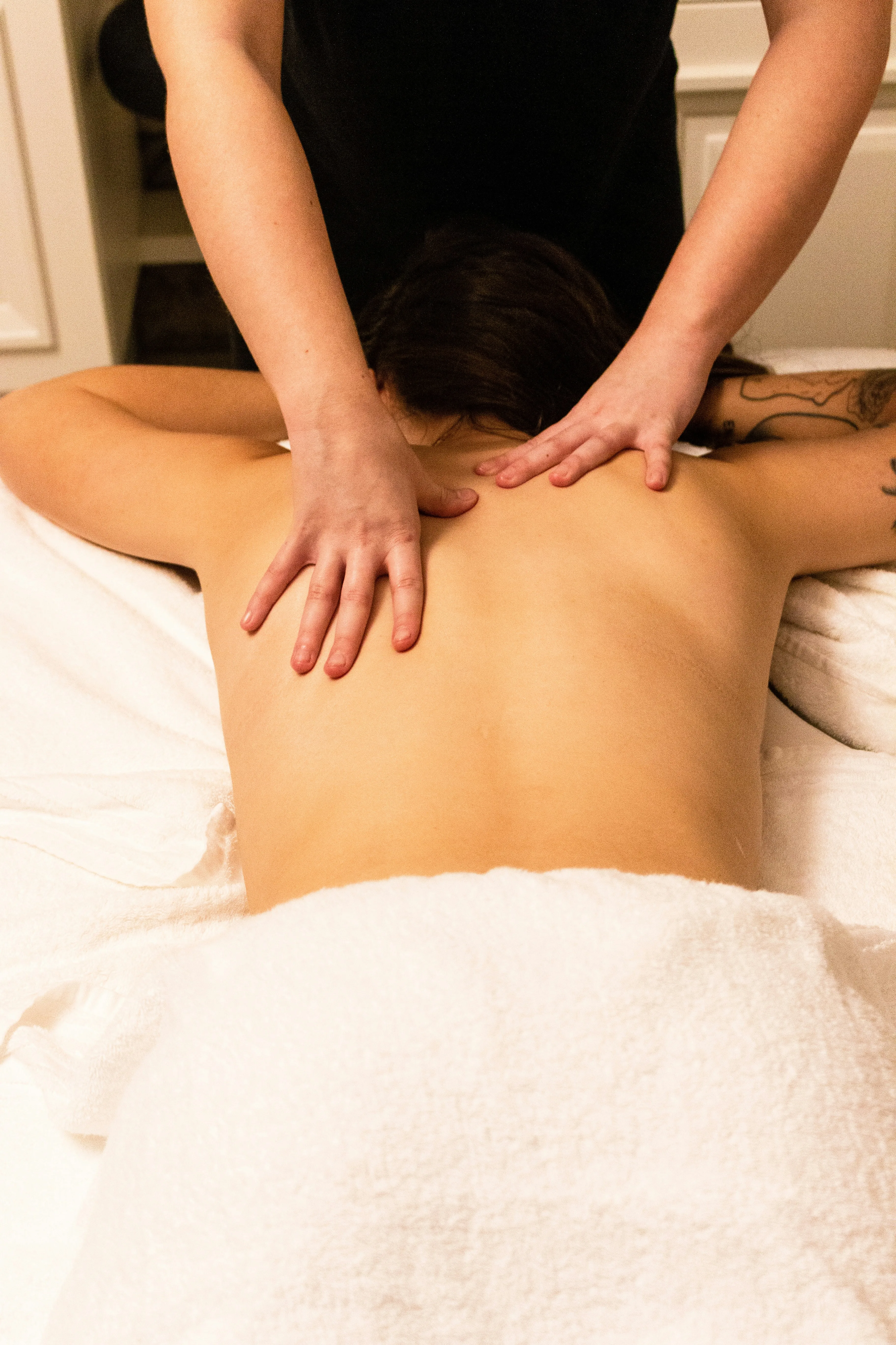 Back & Shoulders Massage